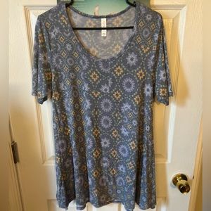 Super soft LuLaRoe Perfect T